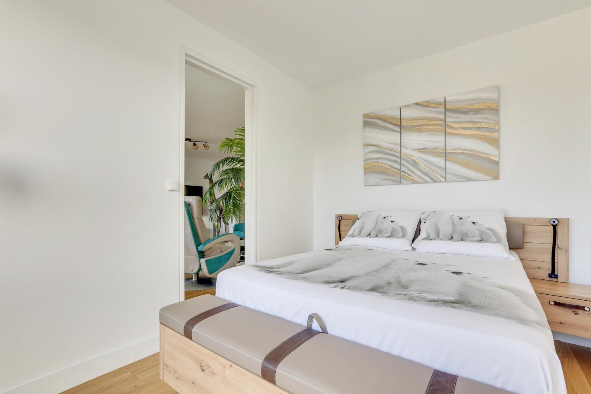 Paris Luxury Apartment 75M2 With Eiffel Tower View, 1 Min Metro, Parking Eksteriør bilde