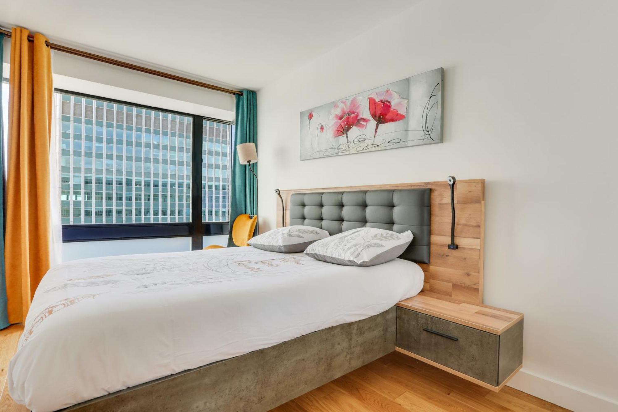 Paris Luxury Apartment 75M2 With Eiffel Tower View, 1 Min Metro, Parking Eksteriør bilde
