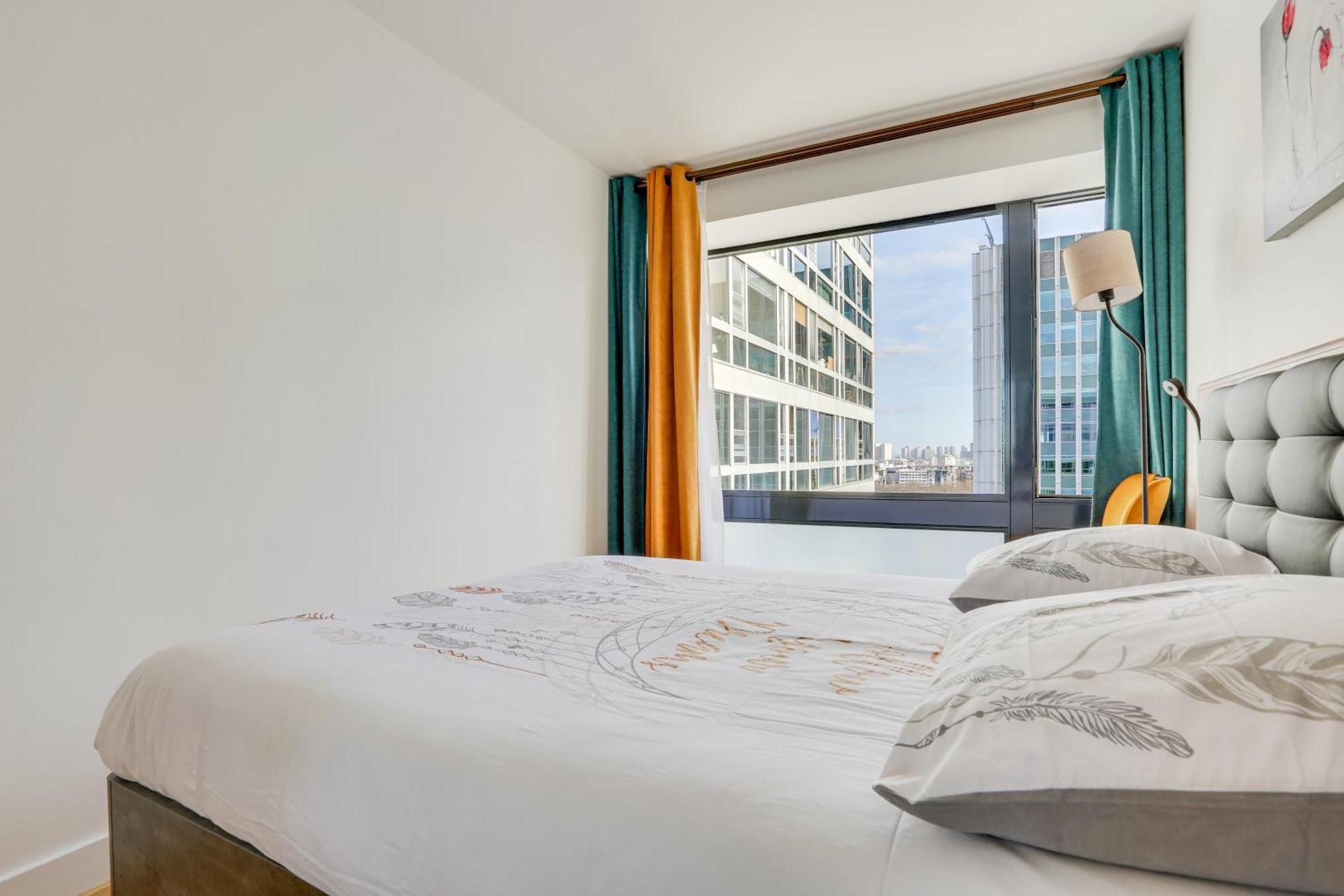 Paris Luxury Apartment 75M2 With Eiffel Tower View, 1 Min Metro, Parking Eksteriør bilde